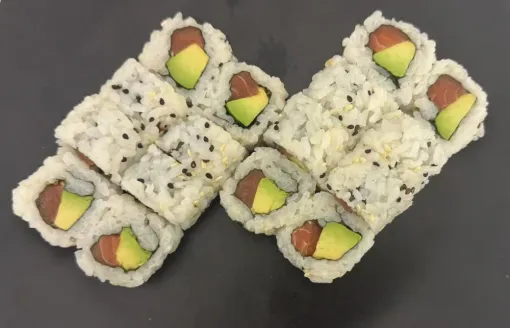 California maki saumon/avocat à Lille., Lille, XIONG MAO FOOD