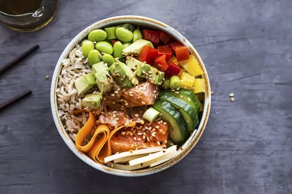 Recette d'un poke bowl avec des tempura de crevettes, Lille, XIONG MAO FOOD